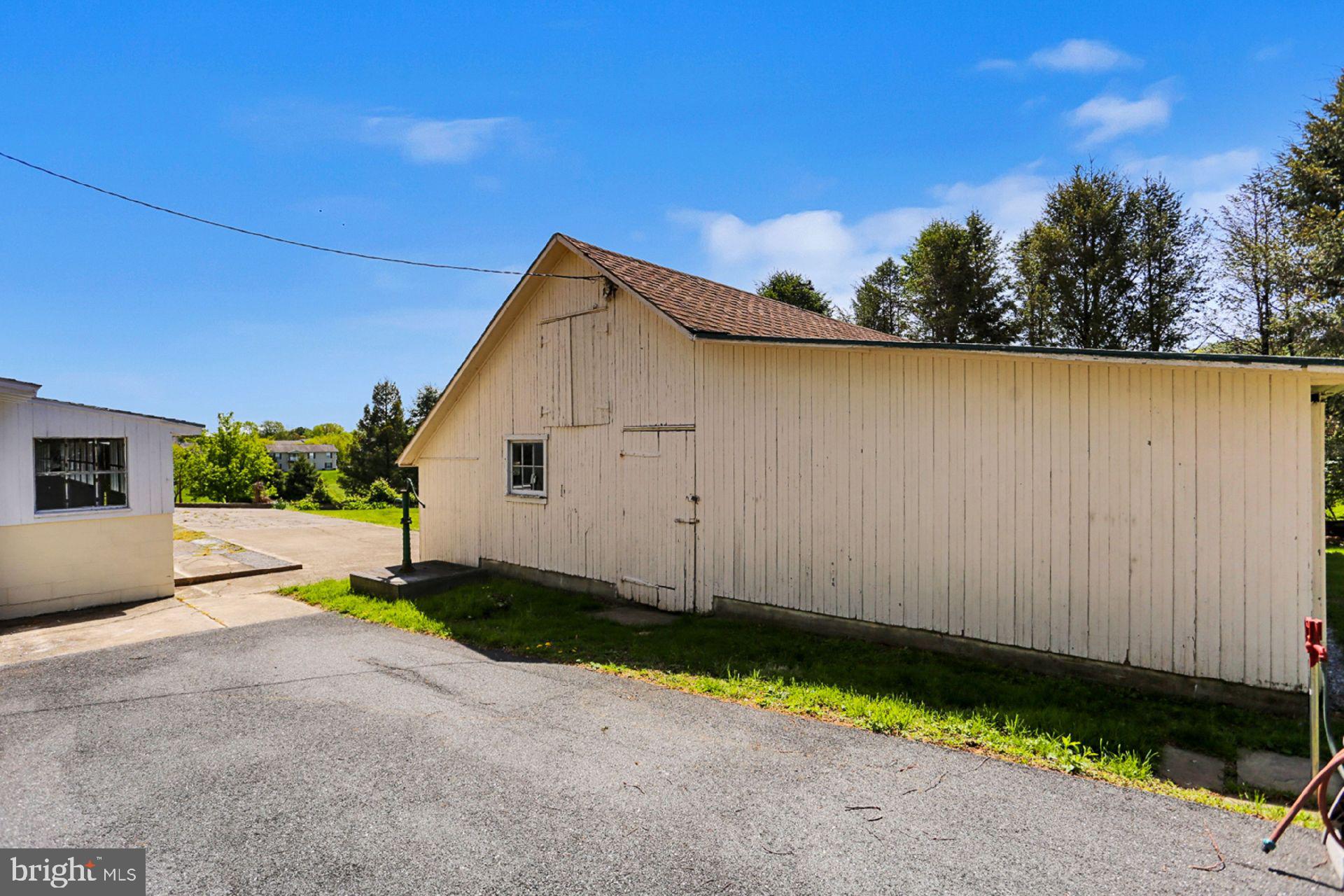 379 Martins Road Reading, PA 19608 - Photo 42 of 53
