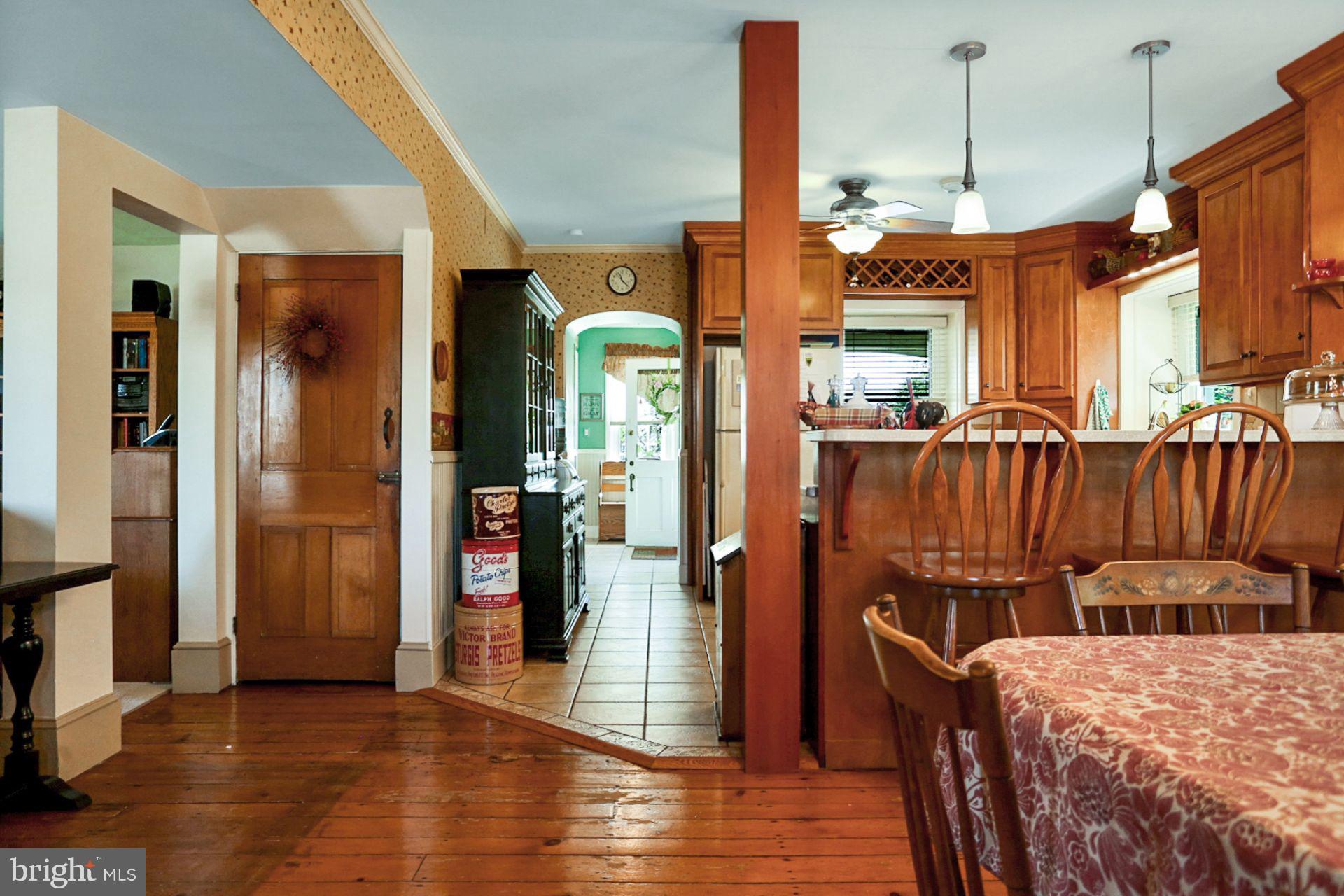 379 Martins Road Reading, PA 19608 - Photo 10 of 53