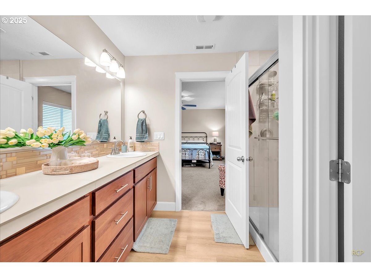 35560 Valley View Drive St. Helens, OR 97051 - Photo 31 of 47 a bathroom with a sink and a mirror