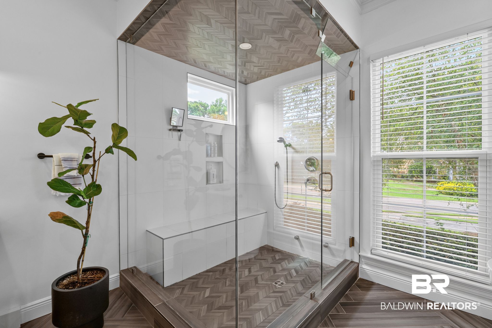 110 Beaver Dam Road Fairhope, AL 36532 - Photo 31 of 81 Primary Bathroom