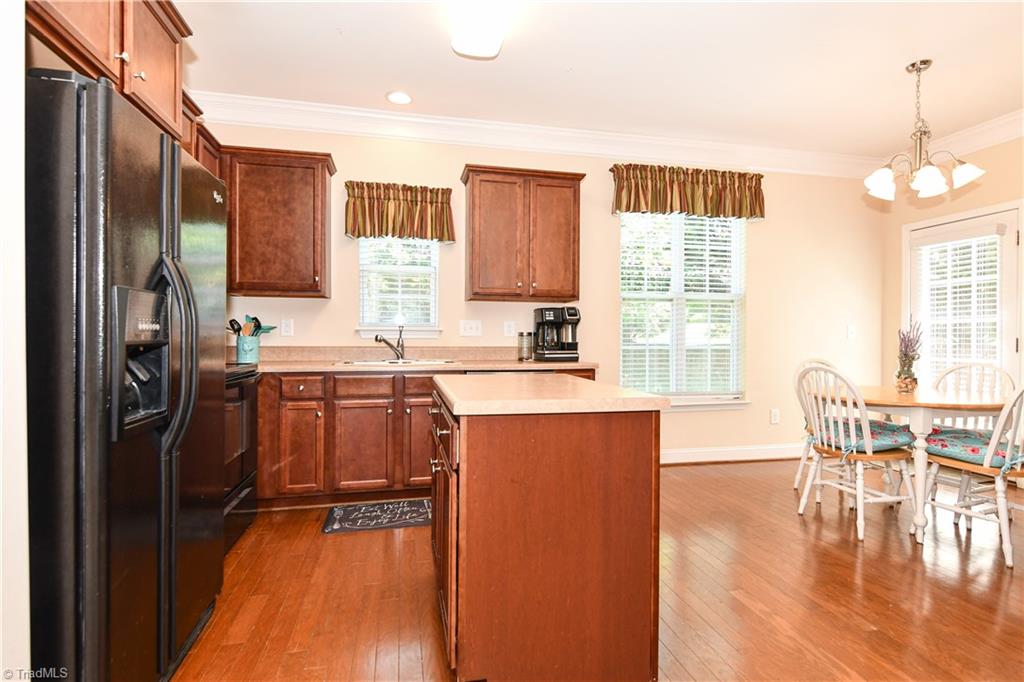 3797 Shadow Ridge Drive High Point, NC 27265 - Photo 10 of 25 Gallery Image 10