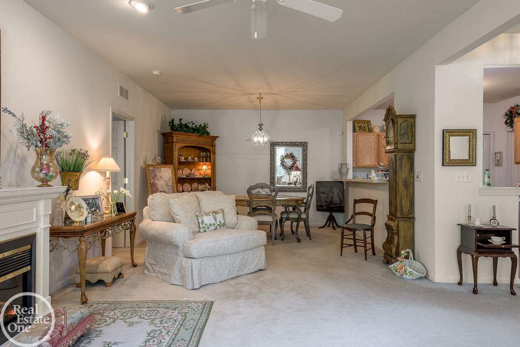 1902 Flagstone Circle Rochester, MI 48307 - Photo 4 of 18
