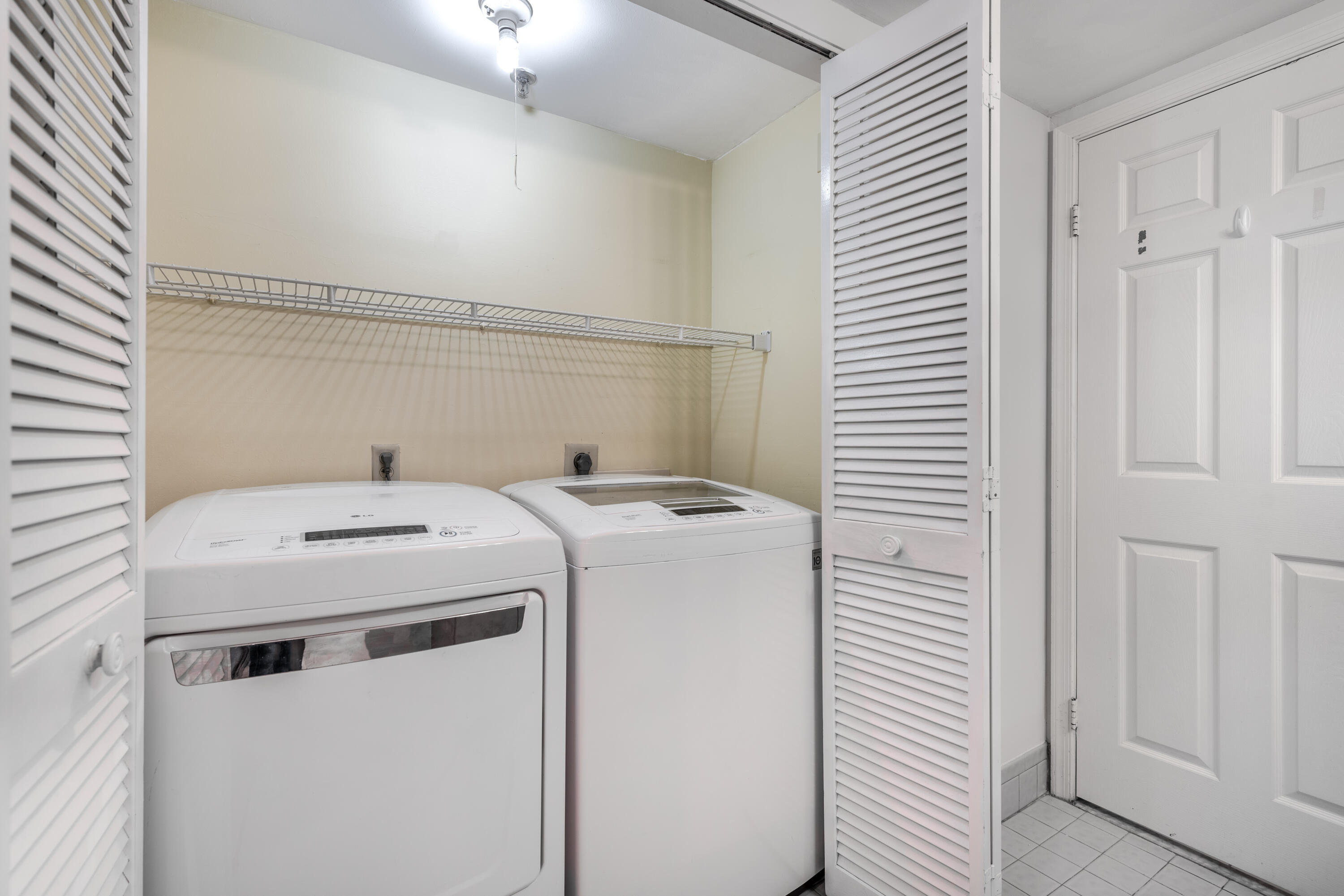 7519 La Paz Boulevard, Unit 302 Boca Raton, FL 33433 - Photo 15 of 29 7519 La Paz Blvd #302 (15 of 34)