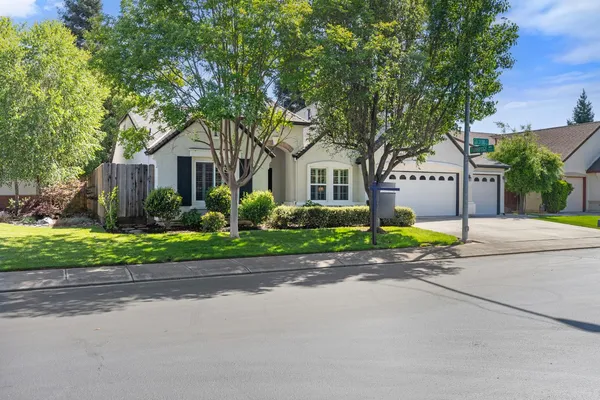 $610,000 | 3808 Guildford Lane, Modesto, CA 95355