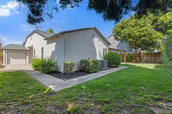 $610,000 | 3808 Guildford Lane, Modesto, CA 95355