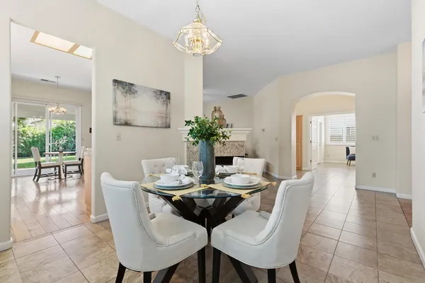 $610,000 | 3808 Guildford Lane, Modesto, CA 95355