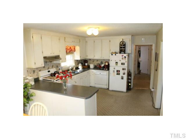 145 Jordan Narron Road Selma, NC 27576 - Photo 4 of 18 Photo 4