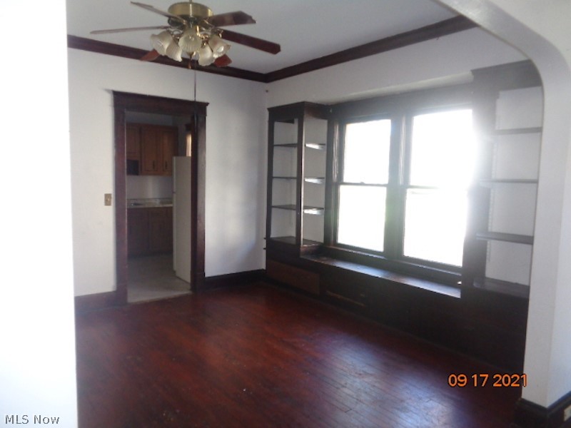 3282 West 94th Street Cleveland, OH 44102 - Photo 4 of 21