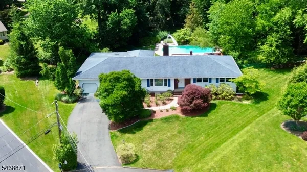 $949,000 | 615 Lamanna Drive, River Vale, NJ 07675