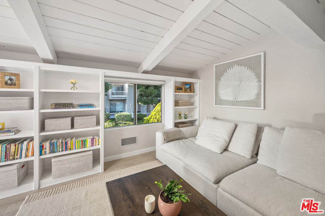 28378 Rey De Copas Lane Malibu, CA 90265 - Photo 21 of 48