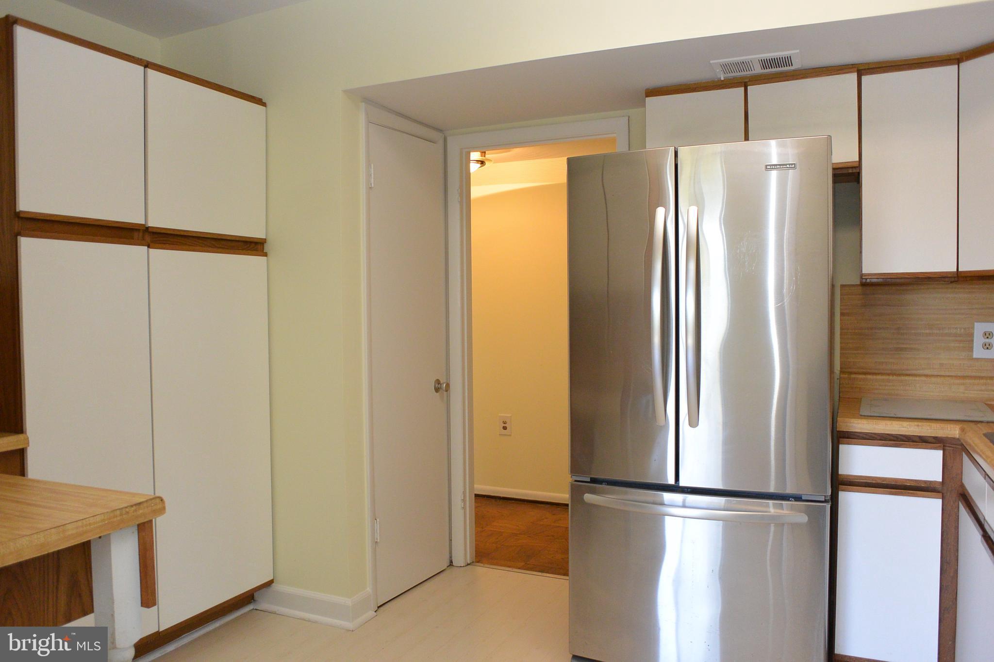 103 Cross Keys Road, Unit R103D2 Baltimore, MD 21210 - Photo 11 of 40