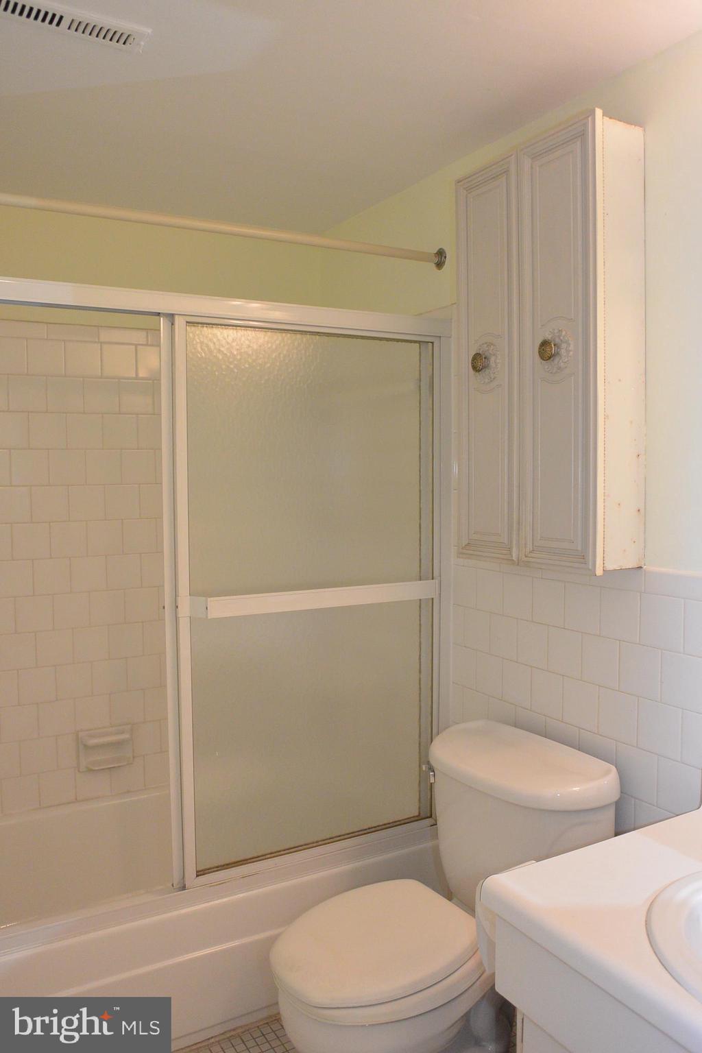 103 Cross Keys Road, Unit R103D2 Baltimore, MD 21210 - Photo 15 of 40