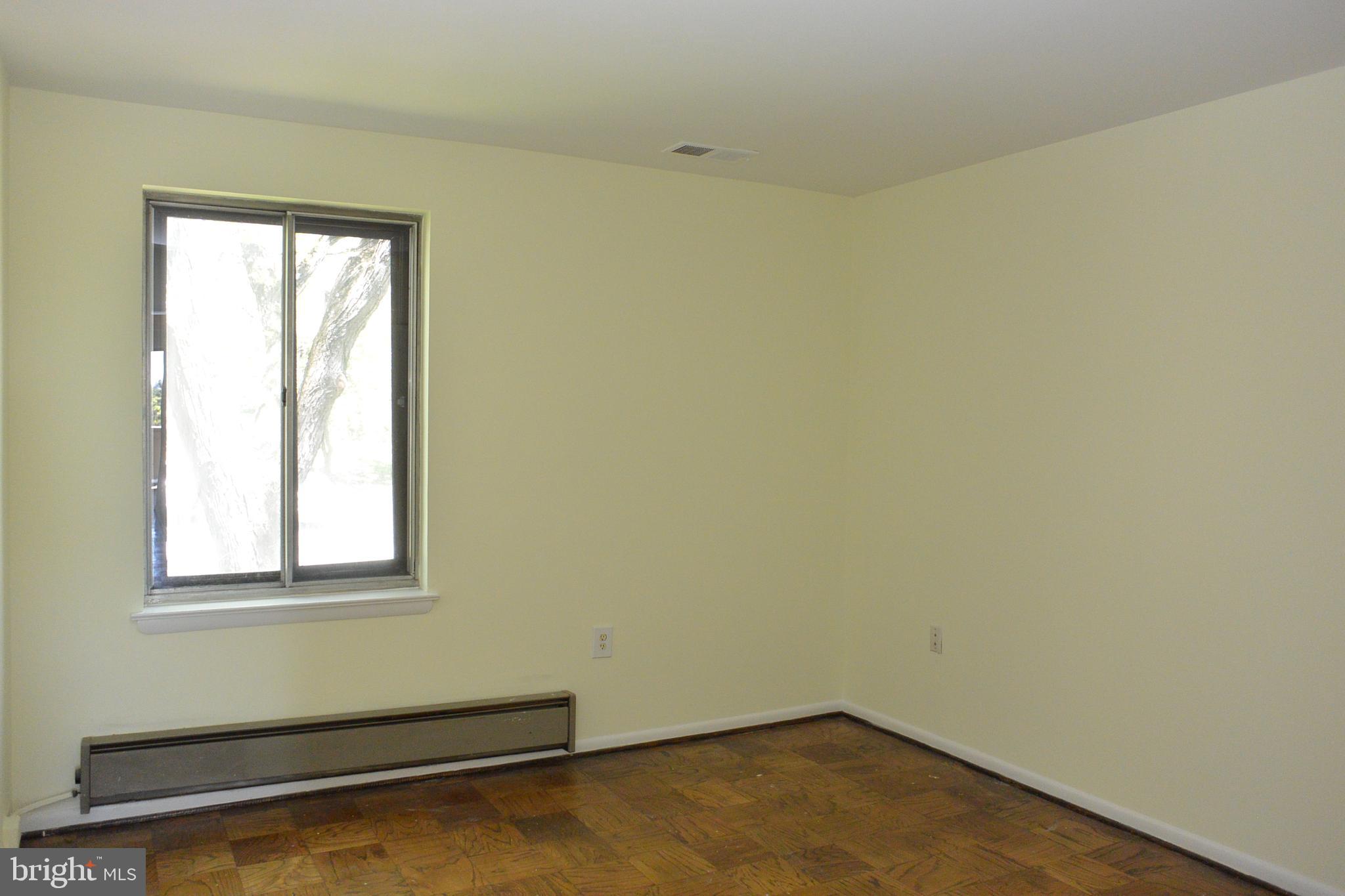 103 Cross Keys Road, Unit R103D2 Baltimore, MD 21210 - Photo 17 of 40