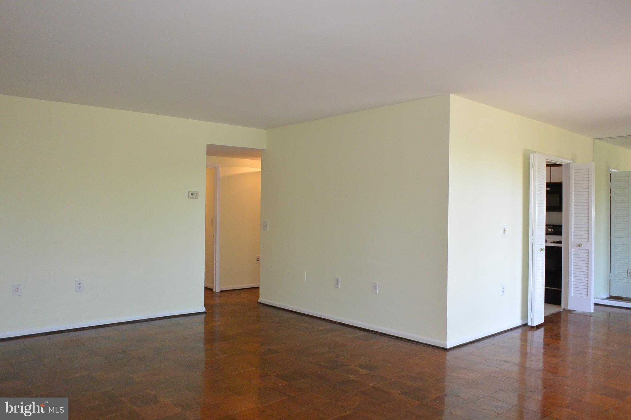 103 Cross Keys Road, Unit R103D2 Baltimore, MD 21210 - Photo 4 of 40