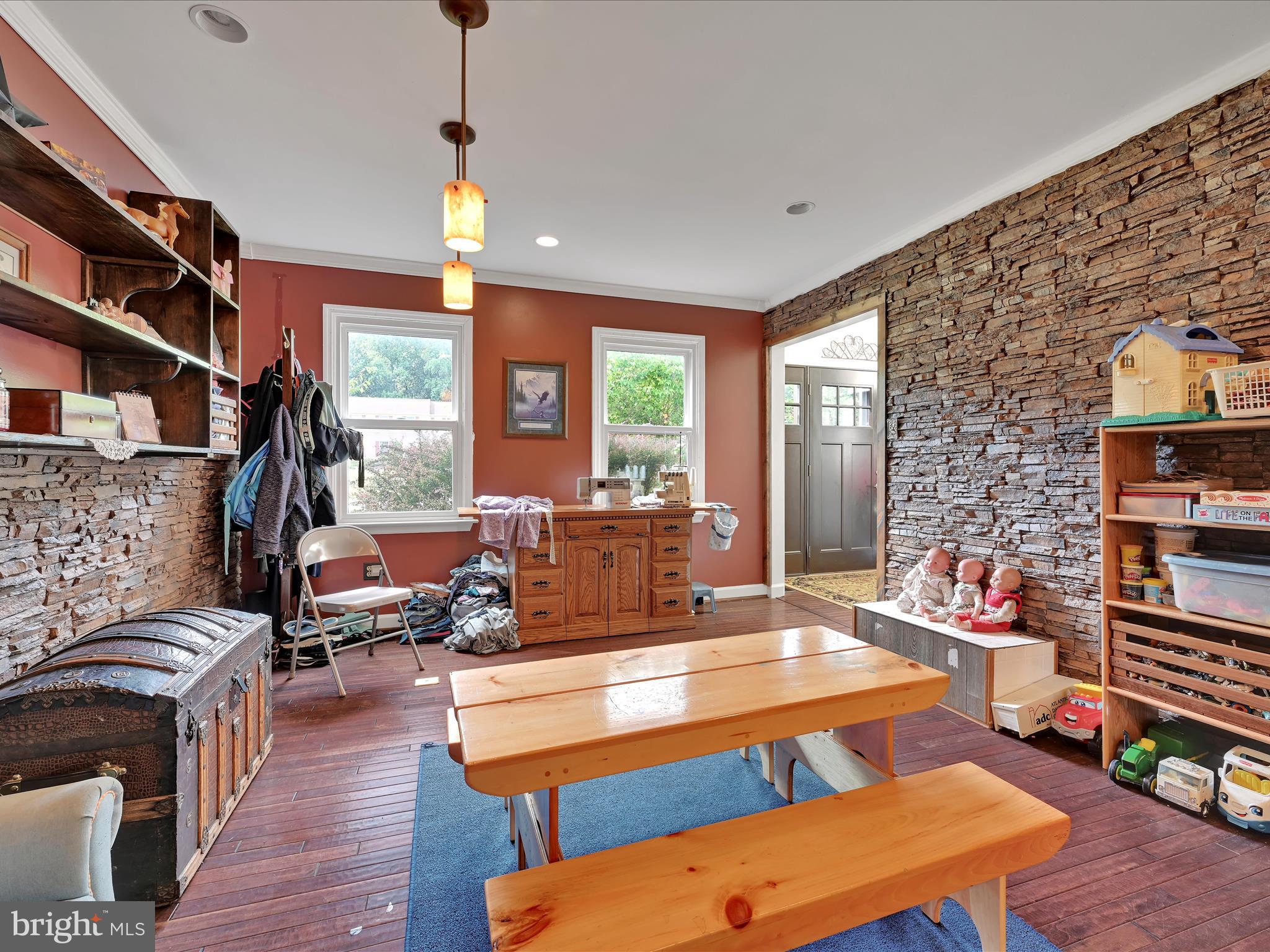 13 Timothy Drive Mertztown, PA 19539 - Photo 14 of 39 Dining Area