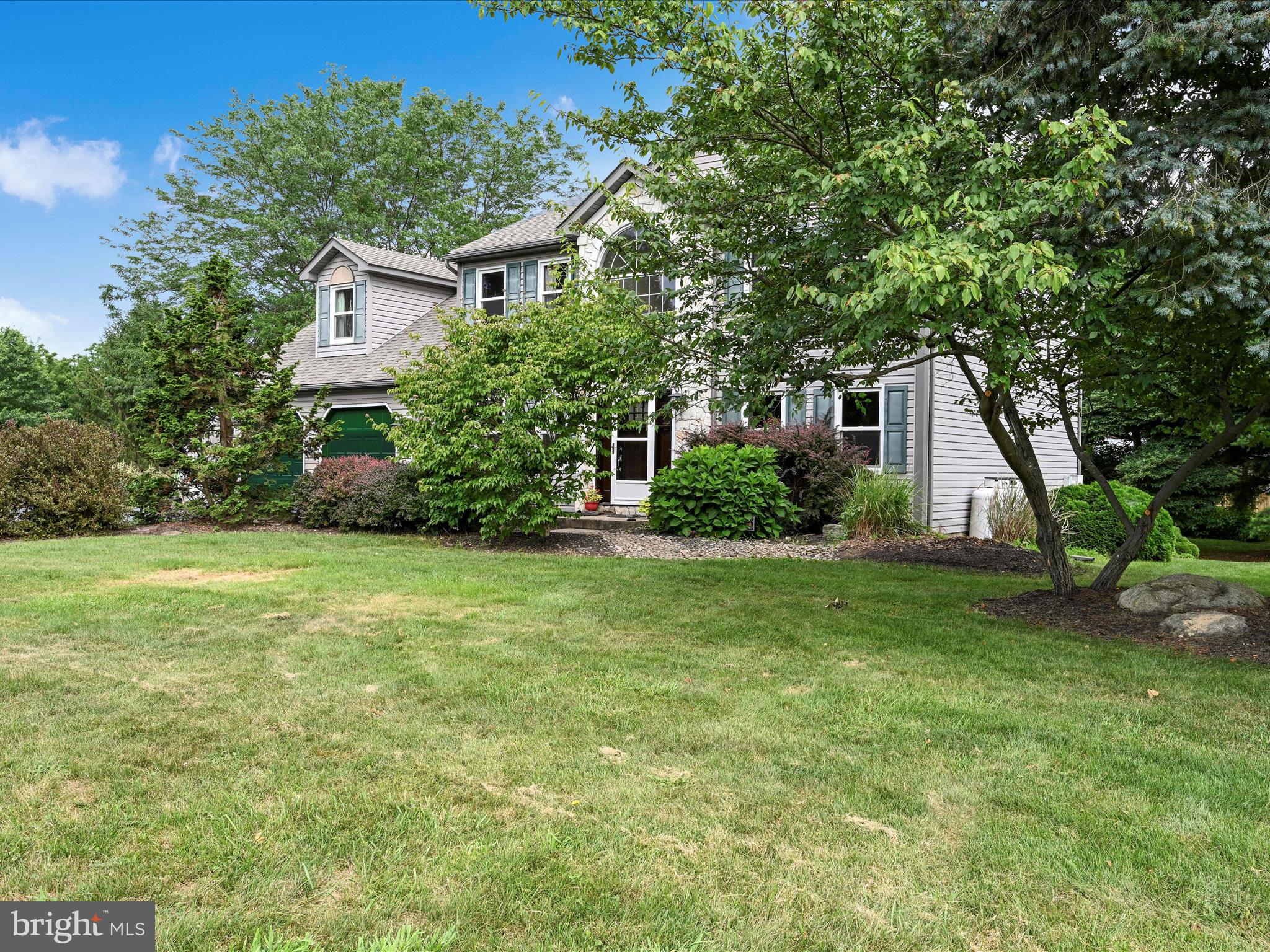 13 Timothy Drive Mertztown, PA 19539 - Photo 4 of 39 Front