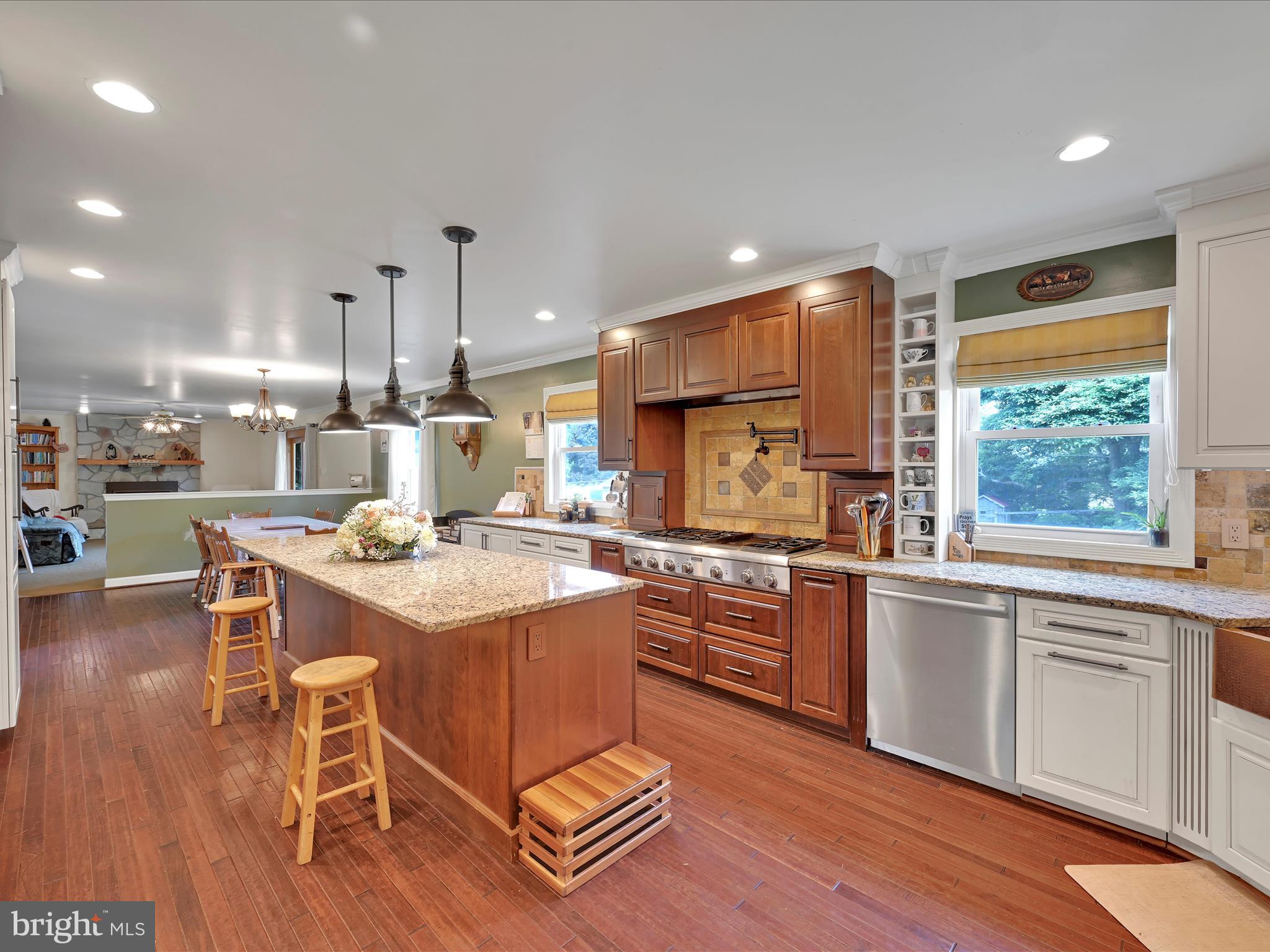 13 Timothy Drive Mertztown, PA 19539 - Photo 9 of 39 Kitchen