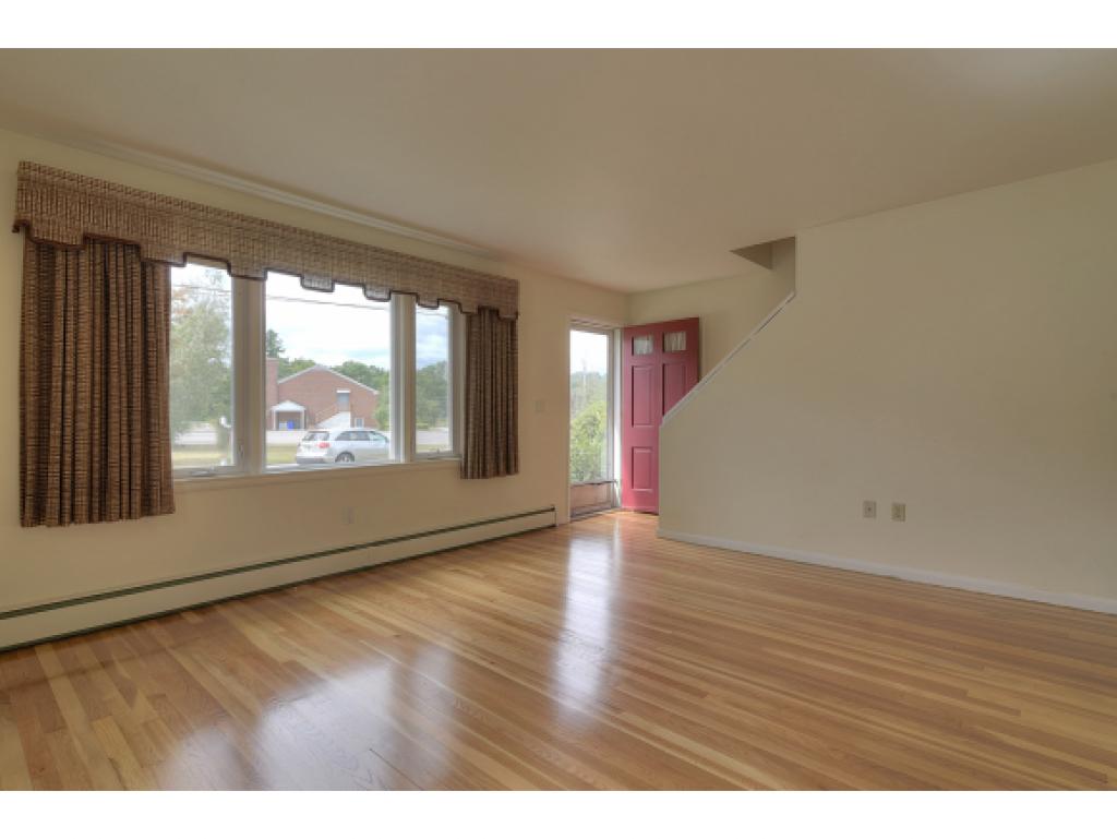 9 Knollcrest Road Goffstown, NH 03045 - Photo 16 of 36 Gallery Image 16