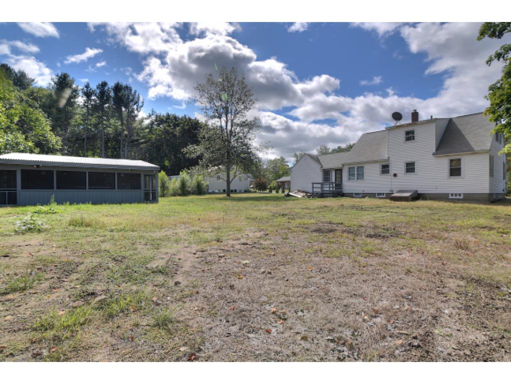 9 Knollcrest Road Goffstown, NH 03045 - Photo 5 of 36 Gallery Image 5