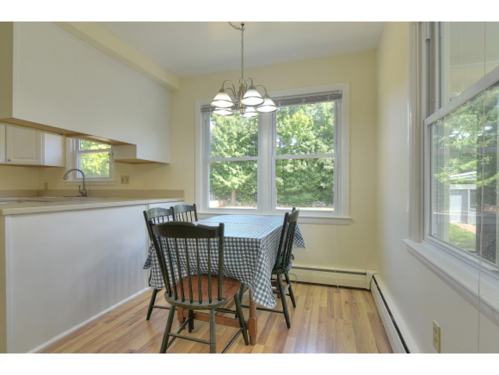 9 Knollcrest Road Goffstown, NH 03045 - Photo 9 of 36 Gallery Image 9
