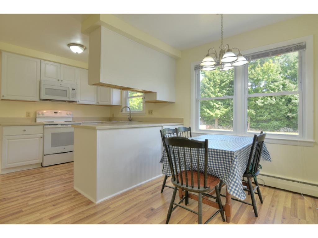 9 Knollcrest Road Goffstown, NH 03045 - Photo 10 of 36 Gallery Image 10