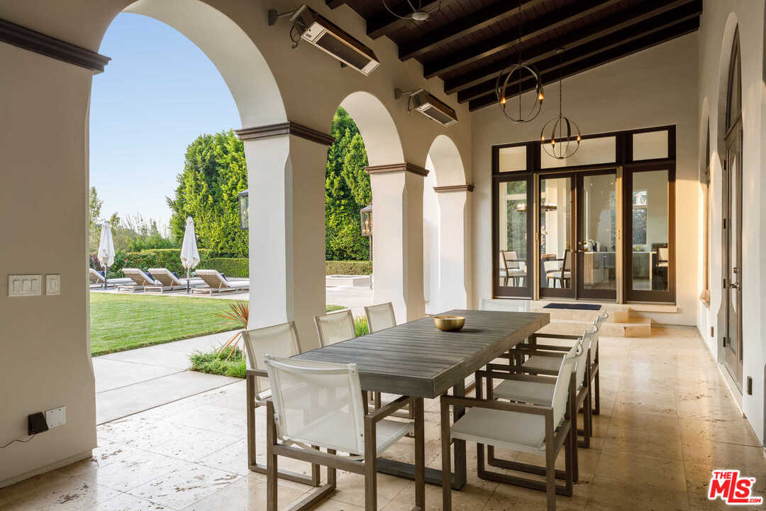 3307 Clerendon Road Beverly Hills, CA 90210 - Photo 14 of 17