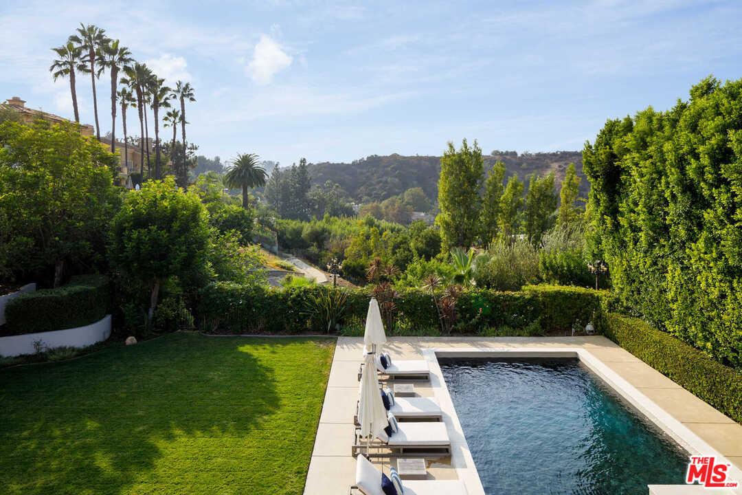 3307 Clerendon Road Beverly Hills, CA 90210 - Photo 15 of 17