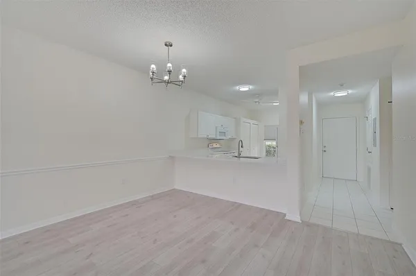 $269,900 | 4210 Caddie Drive East, Unit 102, Bradenton, FL 34203
