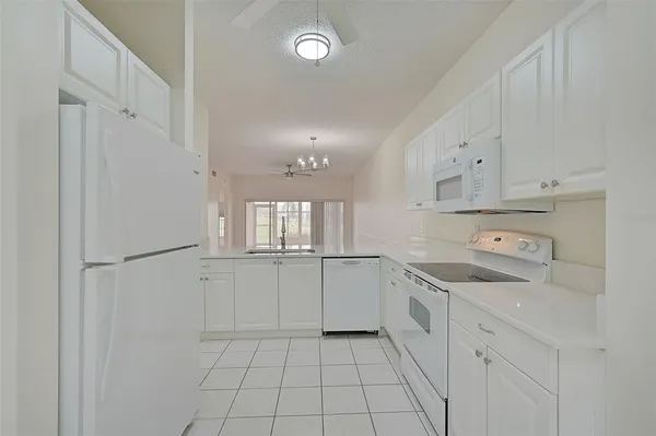 $269,900 | 4210 Caddie Drive East, Unit 102, Bradenton, FL 34203