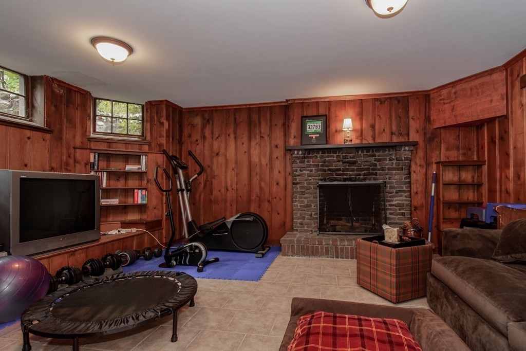 1 Sylvan Road Wellesley, MA 02481 - Photo 18 of 22 Gallery Image 18