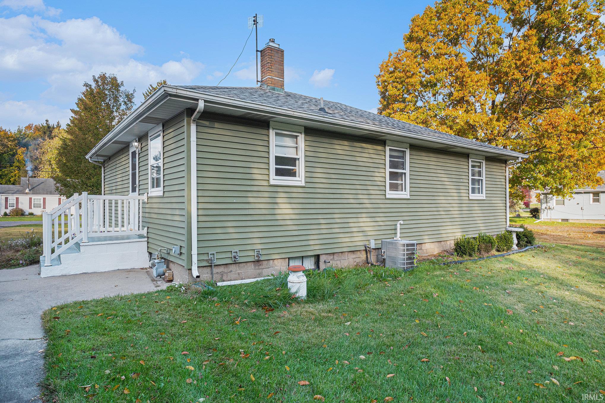 56872 Butternut Road South Bend, IN 46619 - Photo 3 of 16 Gallery Image 3