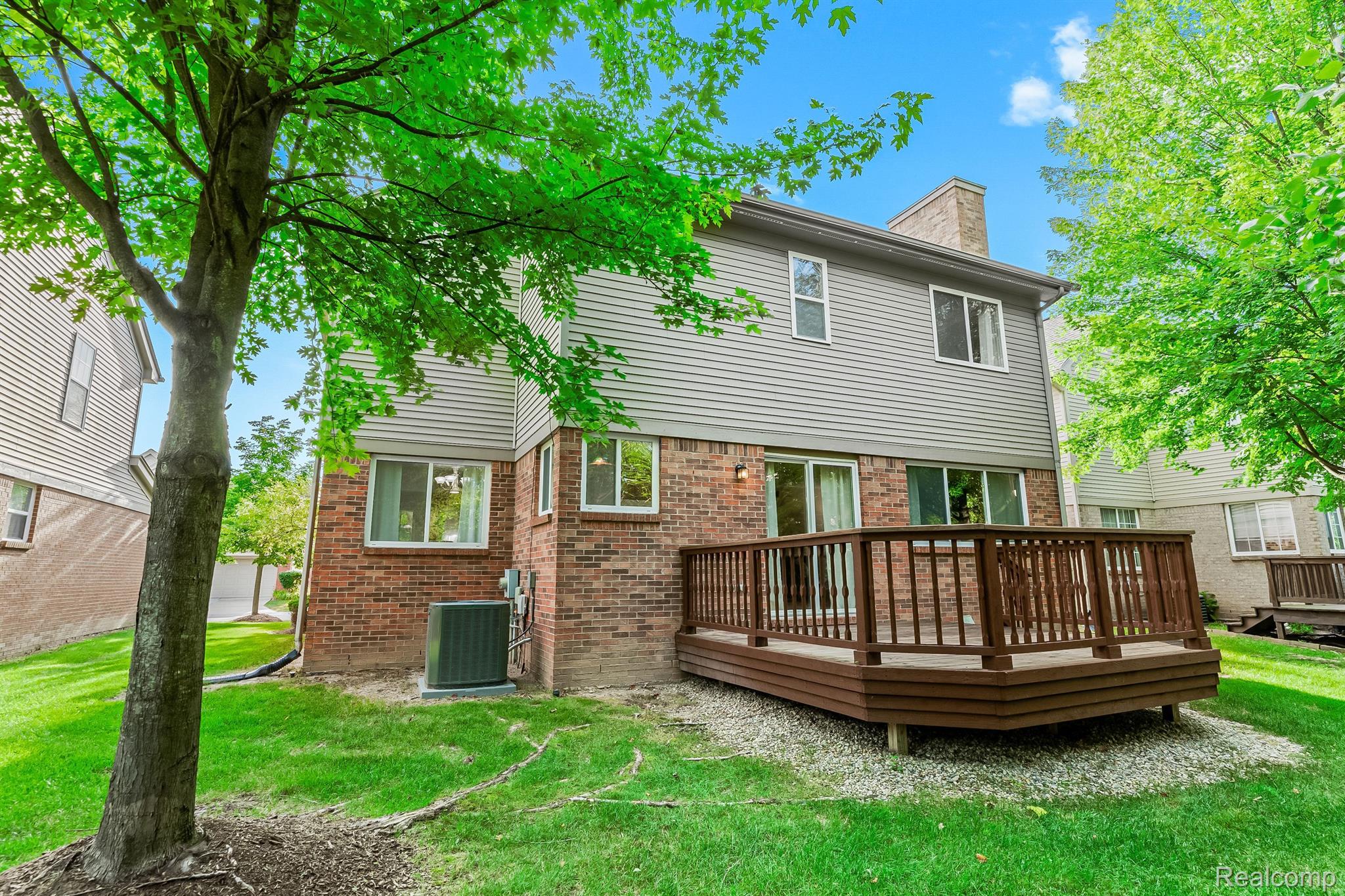3975 Strathmore Lane Canton, MI 48188 - Photo 7 of 35 Gallery Image 7
