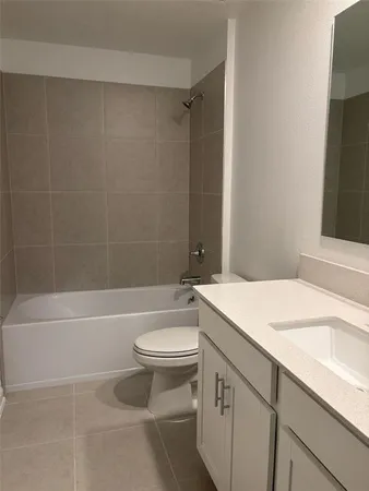 $2,400 | 1996 Tohoqua Boulevard, Kissimmee, FL 34744