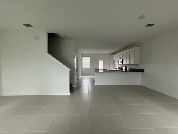 $2,400 | 1996 Tohoqua Boulevard, Kissimmee, FL 34744