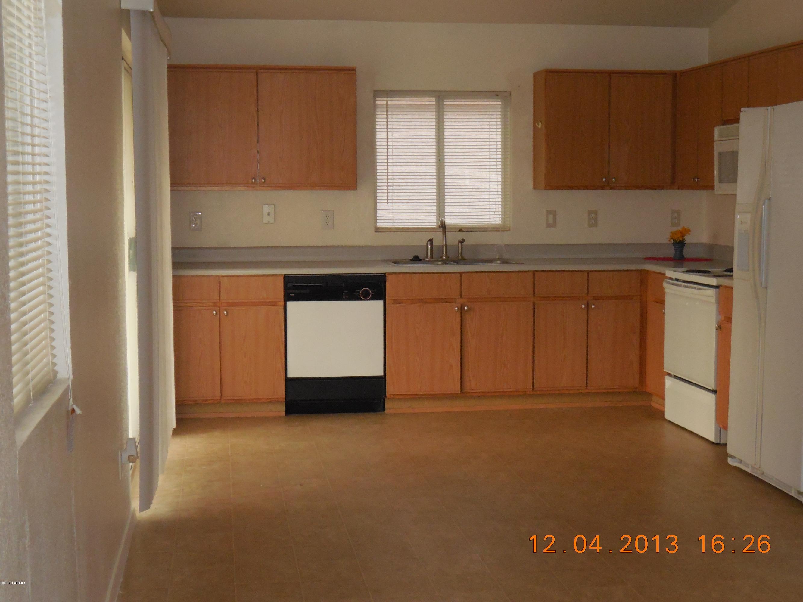 2171 West Renaissance Avenue Apache Junction, AZ 85120 - Photo 6 of 26 DSCN2332
