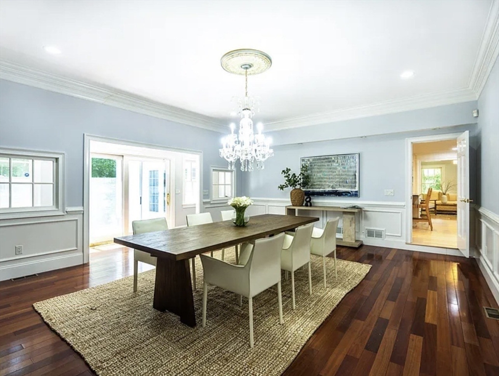 302 Grove Street, Unit 302 Wellesley, MA 02482 - Photo 5 of 10