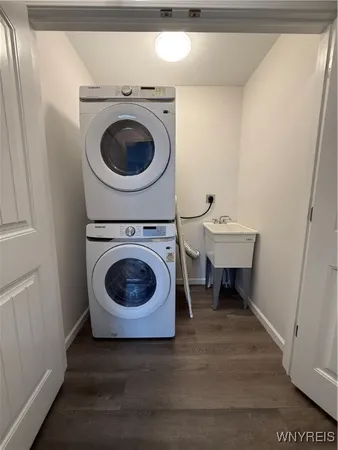 $3,200 | 8550 Nottingham Terrace, Clarence, NY 14221