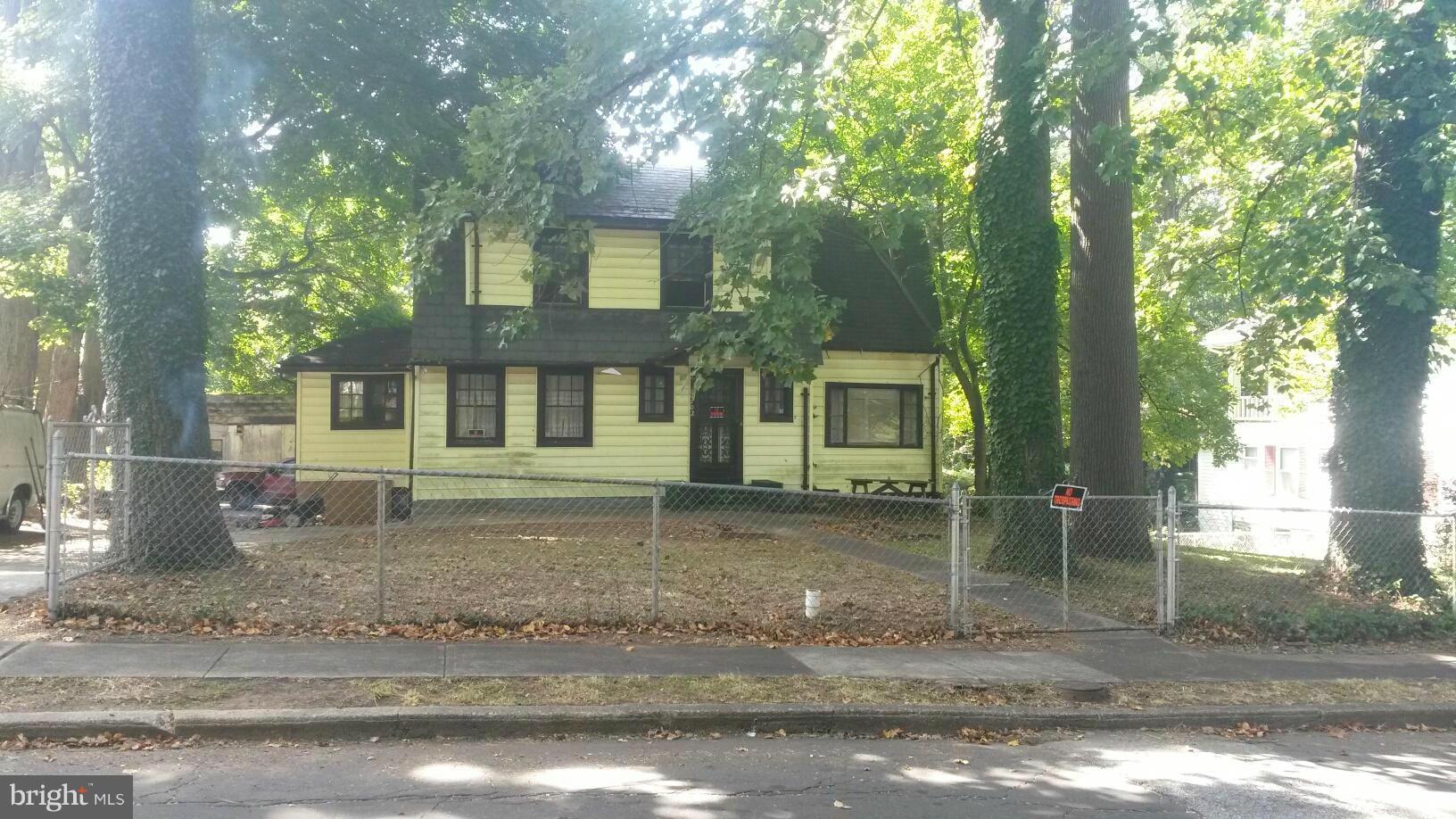 2702 Queen Anne Road Baltimore, MD 21216 - Photo 2 of 2 Exterior (General)