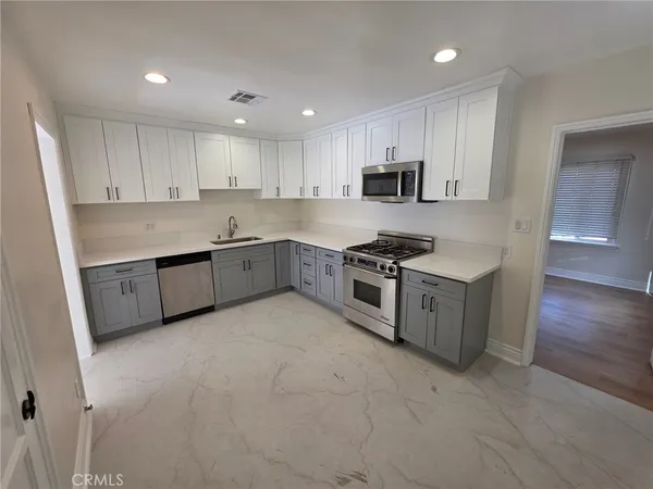 $4,495 | 6443 Agnes Avenue, North Hollywood, CA 91606