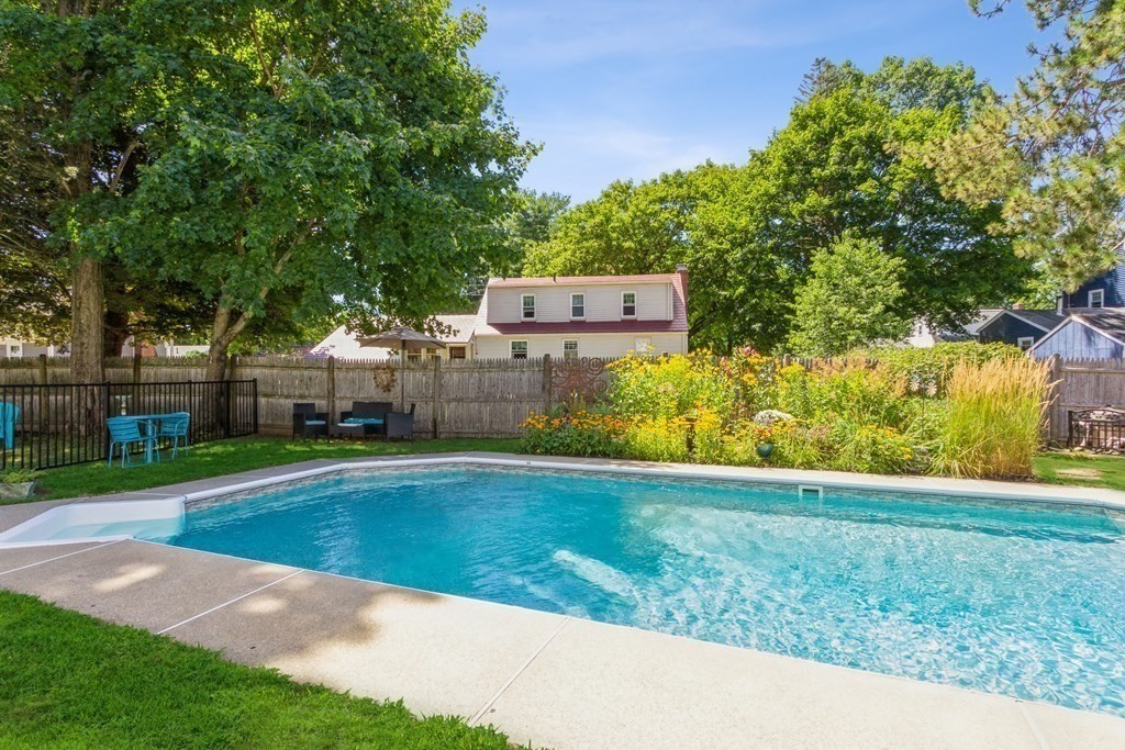 22 Maple Street Hudson, MA 01749 - Photo 36 of 42 Gallery Image 36
