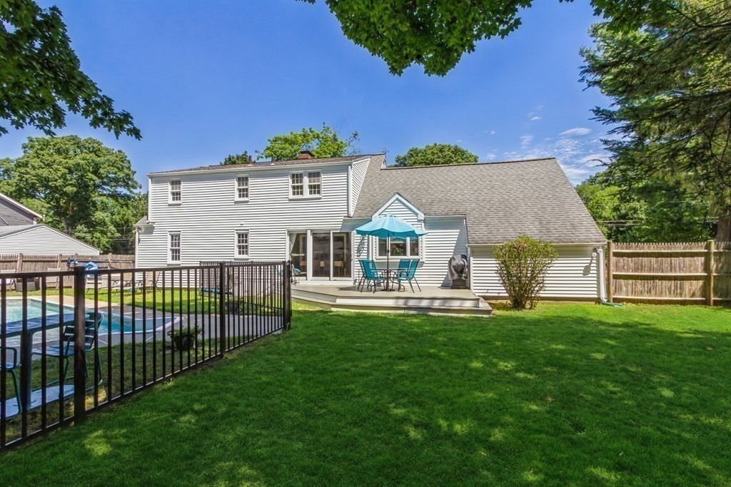 22 Maple Street Hudson, MA 01749 - Photo 39 of 42 Gallery Image 39