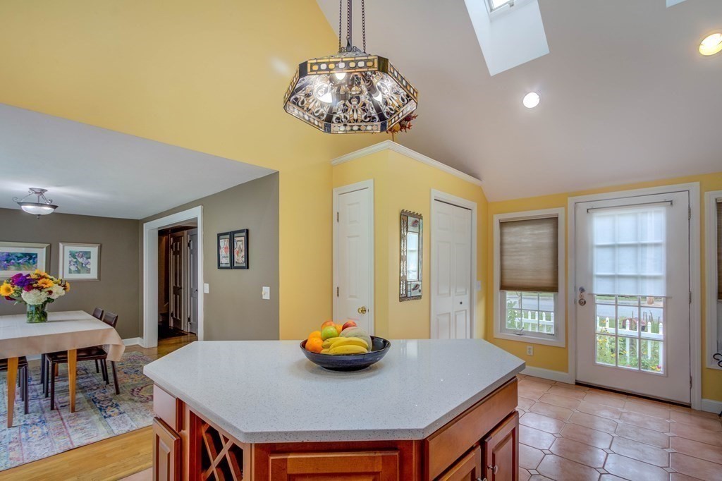 22 Maple Street Hudson, MA 01749 - Photo 10 of 42 Gallery Image 10