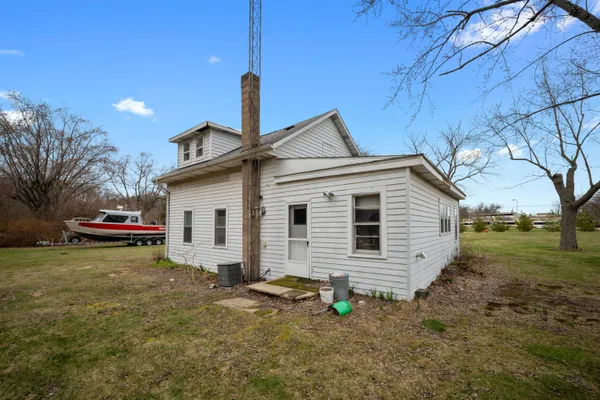 $249,900 | 600 Benson Road, Benton Harbor, MI 49022