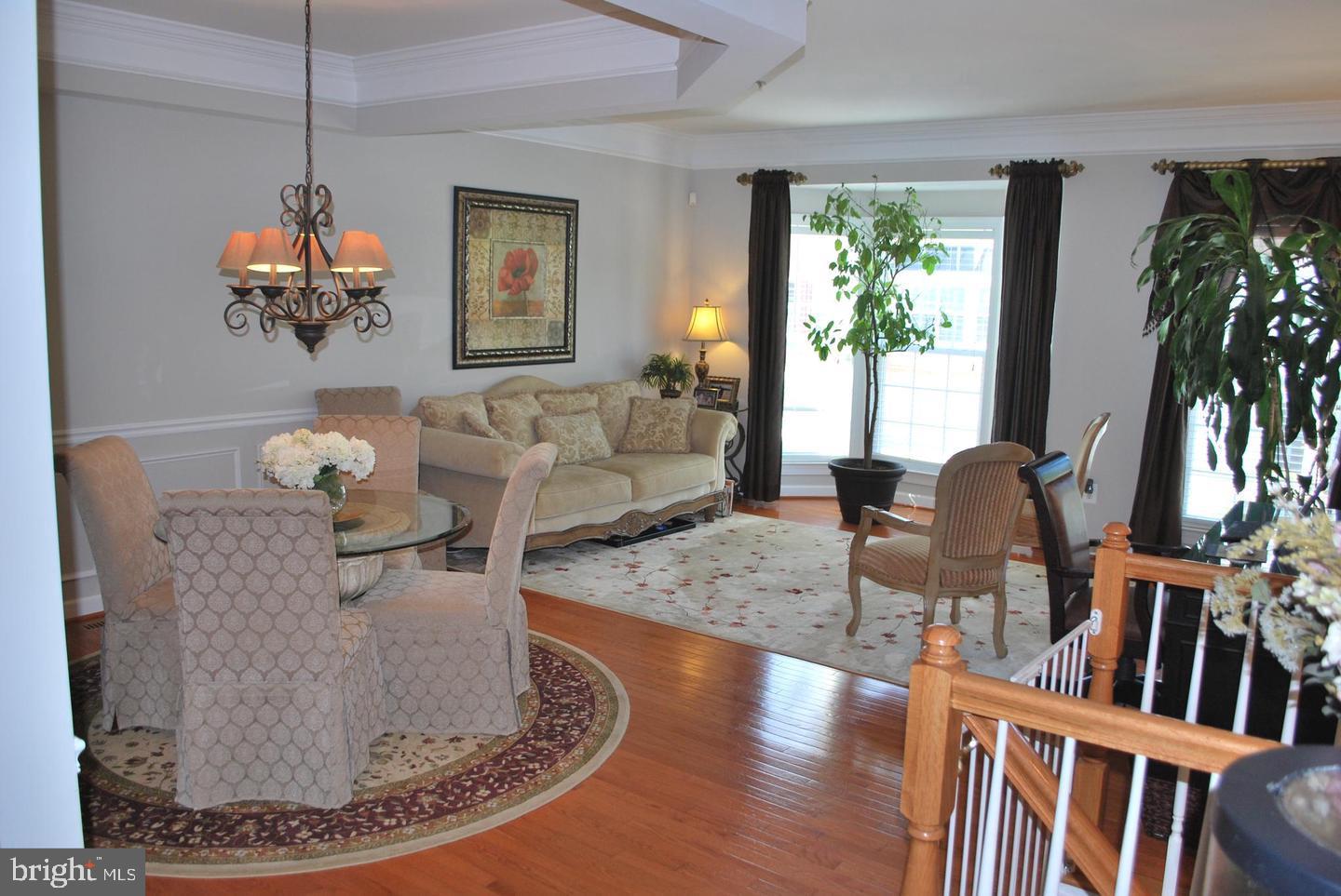 2309 Abby Road Edgewater, MD 21037 - Photo 6 of 24 Inviting open space with natural light.