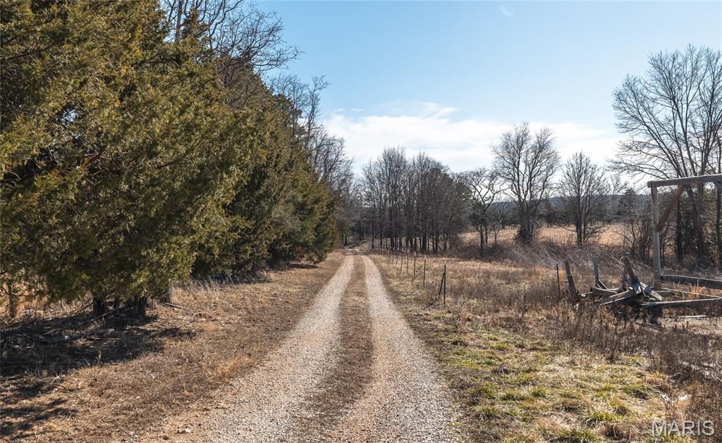 19777 Harry Road Licking, MO 65542 - Photo 25 of 52