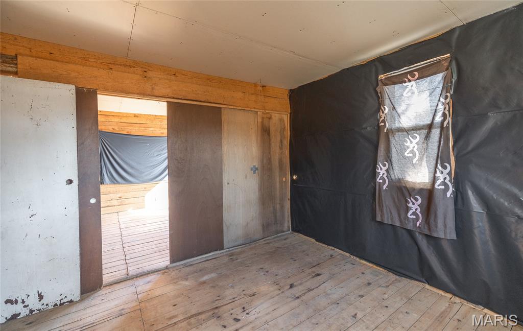 19777 Harry Road Licking, MO 65542 - Photo 9 of 52