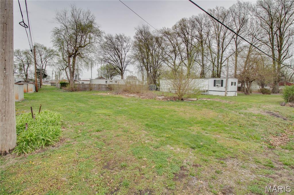 113 Ohio Avenue South Roxana, IL 62087 - Photo 8 of 11