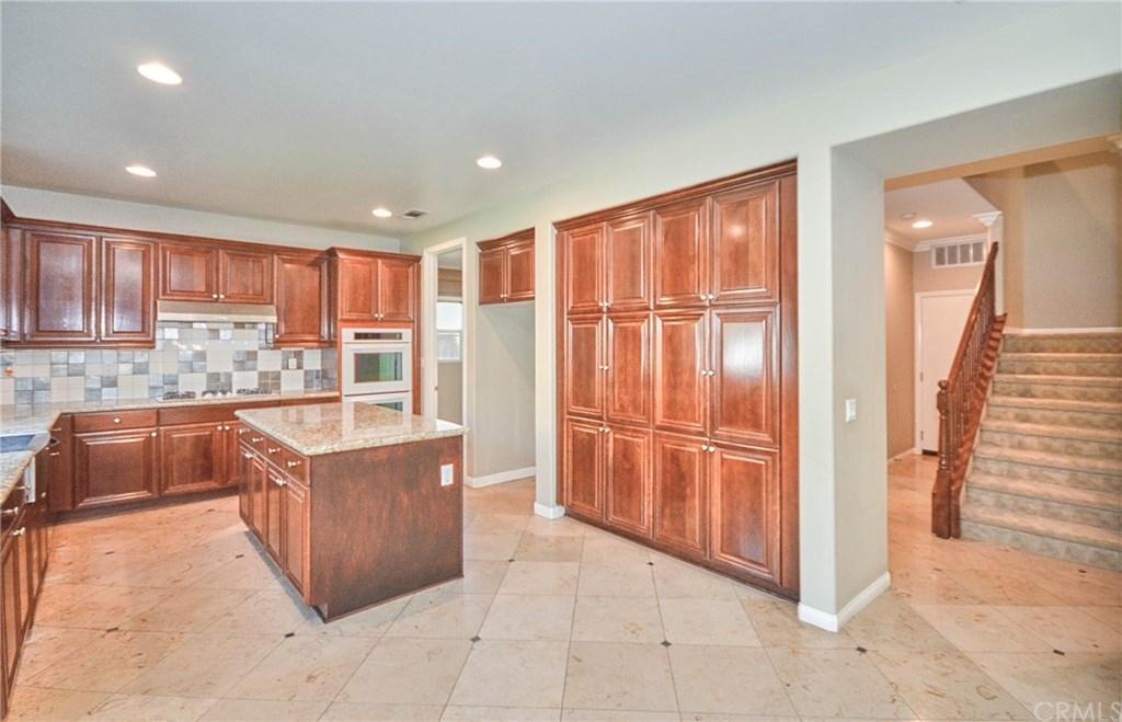 13682 Sandhill Crane Road Eastvale, CA 92880 - Photo 13 of 57