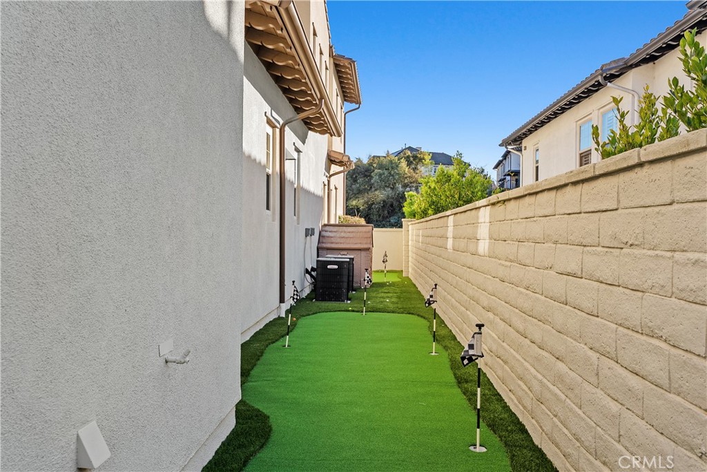 32 Michael Ladera Ranch, CA 92694 - Photo 18 of 44