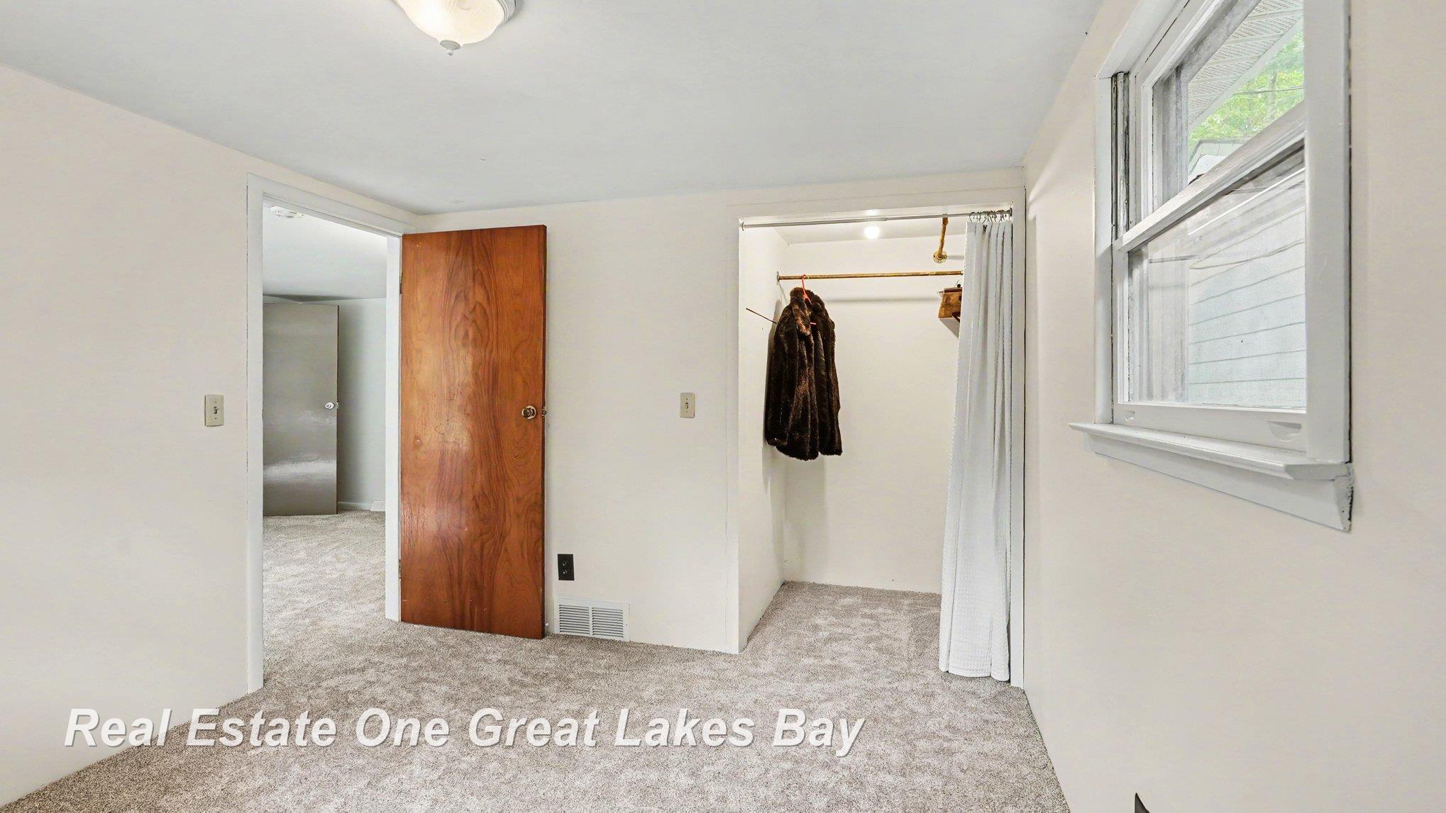 11075 Spencer Road St. Charles, MI 48655 - Photo 12 of 31